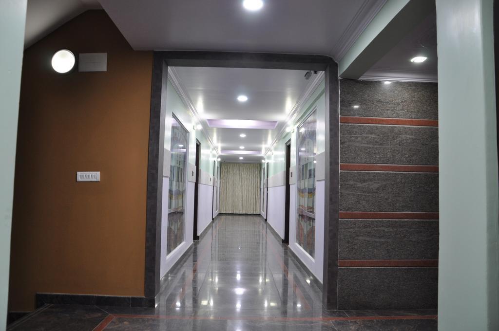 Hotel Av Comforts Bangalore Exterior foto